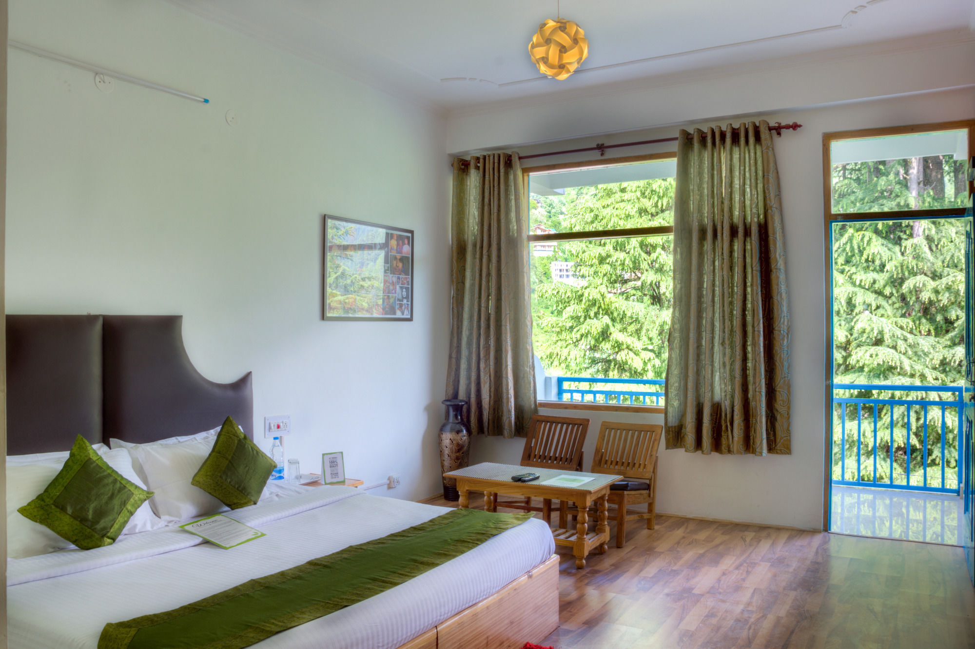 Treebo Trend Celebriti Manali Hotel Vashist Buitenkant foto